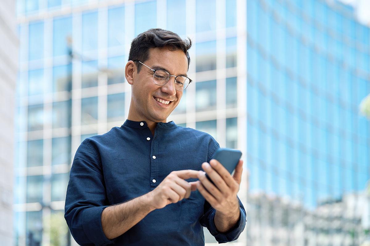 Travel Smart: Essential Tips for Global Mobile Recharge.